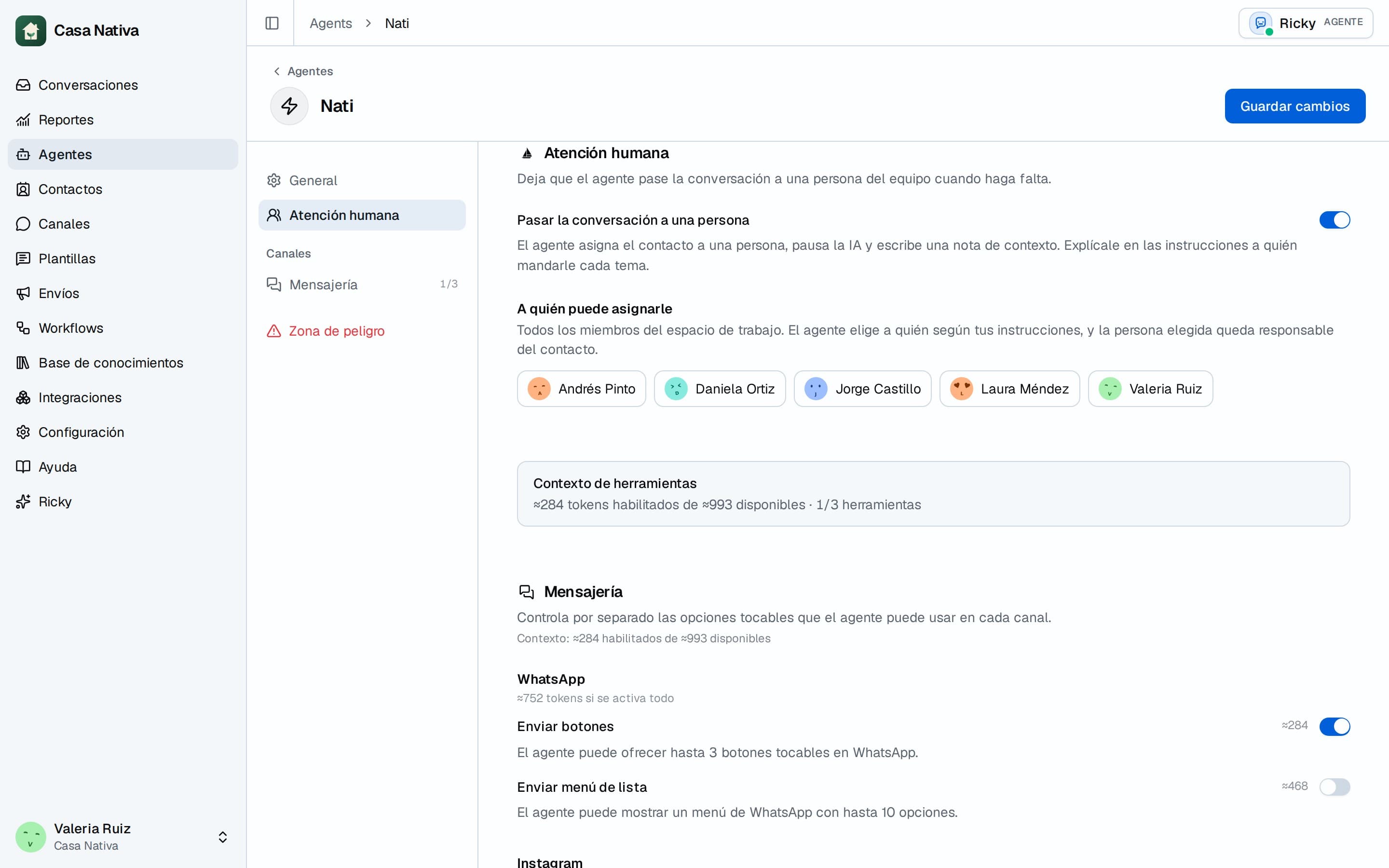 Configuración de atención humana del agente: pasar la conversación a una persona y a quién puede asignarla
